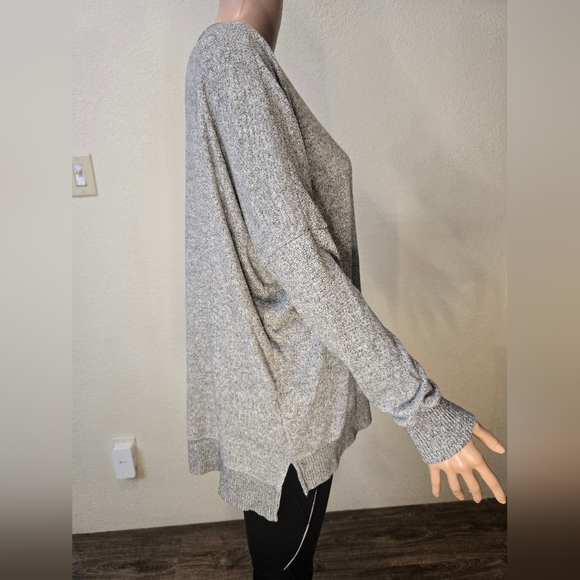 aerie oversized sweatshirt Gray Size Medium - Picture 7 of 7